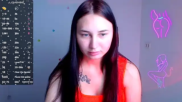 Jennifer Blum online show from October 6, 2025, 5:38 am