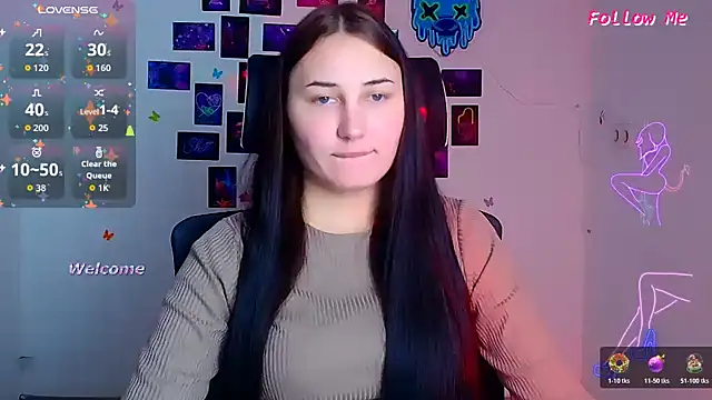 Jennifer Blum online show from November 23, 2025, 12:16 pm