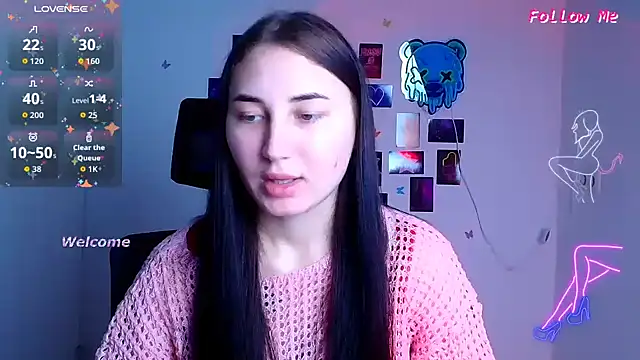 Jennifer Blum online show from December 5, 2025, 12:25 pm