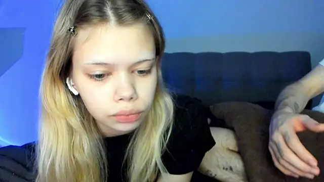 chansetolove online show from February 15, 2025, 5:50 pm