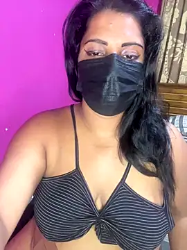 NOORA-GIRL online show from October 16, 2025, 11:39 pm