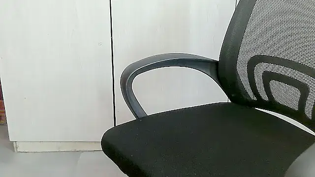 Destiny Desire online show from April 19, 2026, 6:21 pm