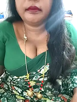 Snapshot of Swapna_143 chatting on May 4, 2026, 2:51 am Swapna 143 online show from May 4, 2026, 2:51 am