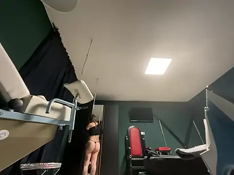 latinasexitrans123 online show from March 14, 2026, 1:27 pm