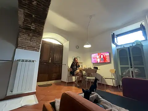 latinasexitrans123 online show from April 24, 2026, 7:55 am