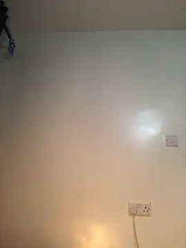 Lola kims online show from April 23, 2026, 3:30 am