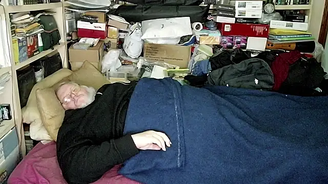 hadeszeuss2 online show from December 20, 2024, 8:12 pm