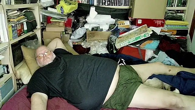 hadeszeuss2 online show from February 25, 2025, 5:58 pm