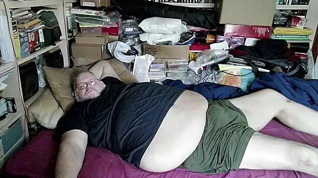 hadeszeuss2 online show from March 14, 2025, 3:03 pm