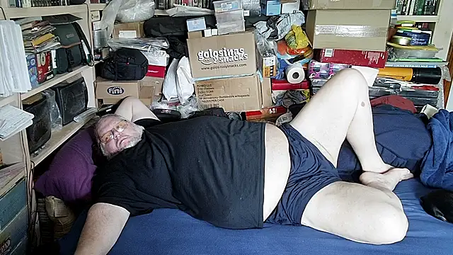 hadeszeuss2 online show from April 21, 2026, 1:39 pm