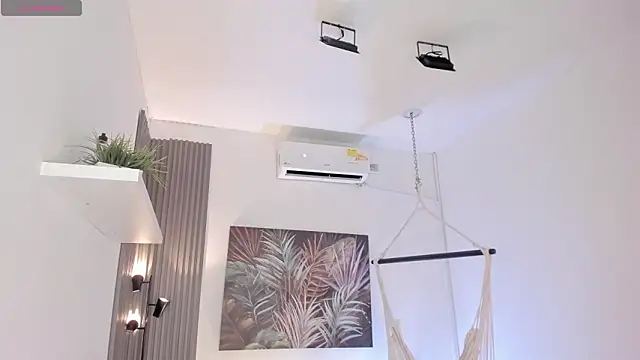 emma alice  online show from February 21, 2026, 10:49 am