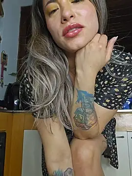 Karen San Miguel online show from March 1, 2025, 11:37 pm