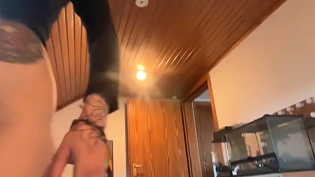 JeSuisUnTapin online show from April 19, 2026, 4:17 pm