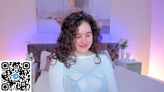 Ariella Sol online show from December 3, 2024, 7:21 am