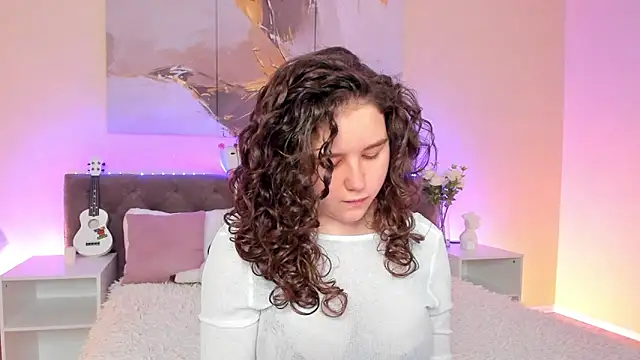 Ariella Sol online show from December 18, 2024, 1:05 am