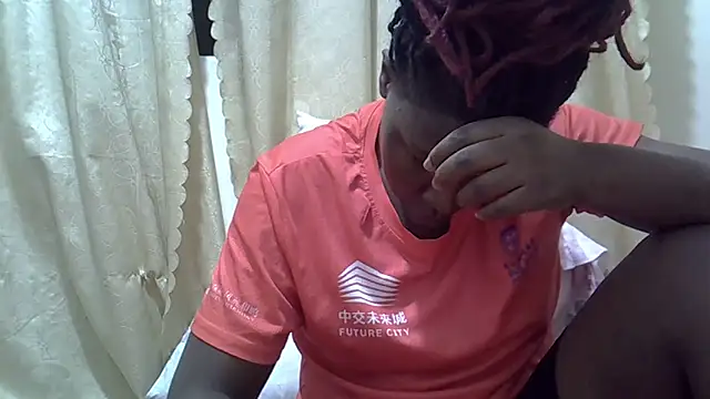 Snapshot of pretty_brina chatting on February 27, 2026, 8:31 pm pretty brina online show from February 27, 2026, 8:31 pm