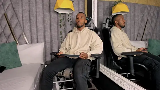 JamesParck online show from March 3, 2026, 11:43 pm