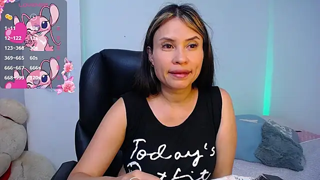 keelly richaardson1 online show from March 12, 2025, 10:50 pm