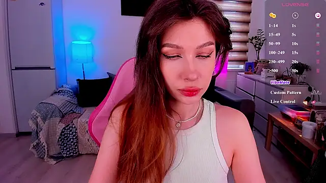 tenderdreams online show from February 22, 2026, 10:58 am