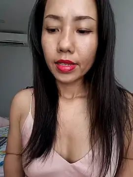 Snapshot of Sugar2k5 chatting on February 26, 2025, 6:26 am Sugar2k5 online show from February 26, 2025, 6:26 am