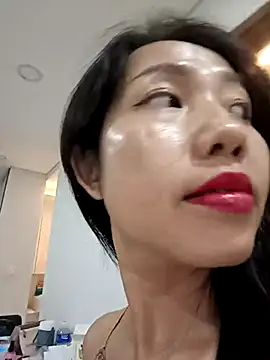 Snapshot of Sugar2k5 chatting on March 4, 2025, 1:49 pm Sugar2k5 online show from March 4, 2025, 1:49 pm