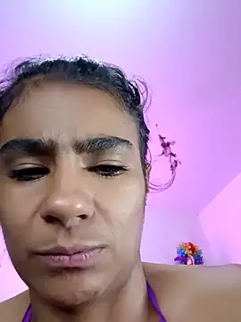 Leslly  online show from March 18, 2025, 10:14 am