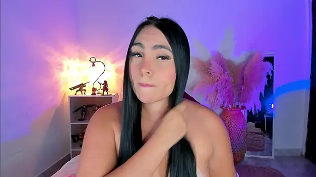 Snapshot of Sarahballiston_ chatting on February 19, 2025, 2:23 am Sarahballiston online show from February 19, 2025, 2:23 am