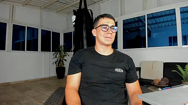 owengray2n online show from December 23, 2024, 12:57 am