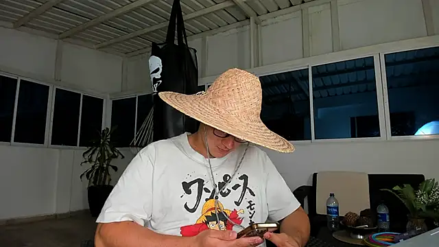 owengray2n online show from January 25, 2025, 2:04 am