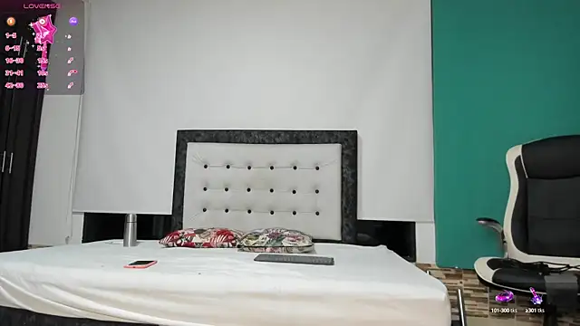 SelenaGmez online show from January 18, 2025, 10:06 am