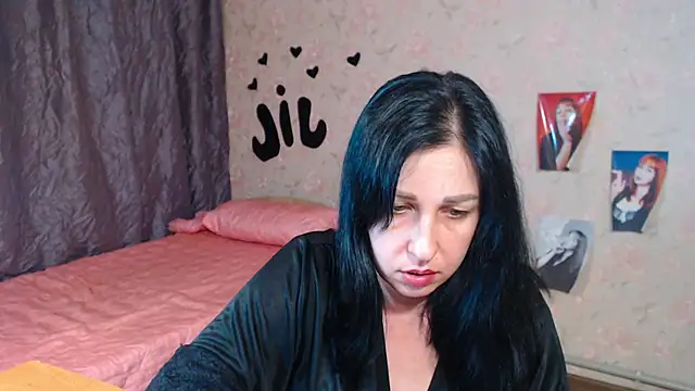 JillStevens online show from November 14, 2025, 6:28 pm