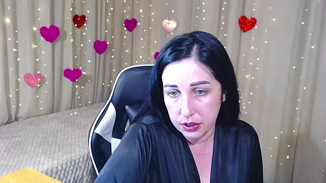 Snapshot of JillStevens chatting on April 29, 2026, 8:04 pm JillStevens online show from April 29, 2026, 8:04 pm