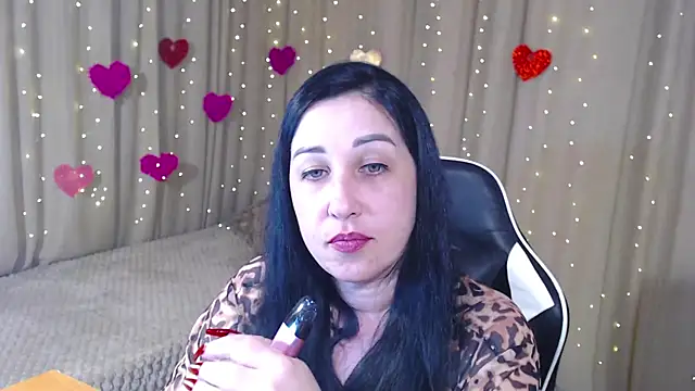 Snapshot of JillStevens chatting on May 1, 2026, 8:24 pm JillStevens online show from May 1, 2026, 8:24 pm