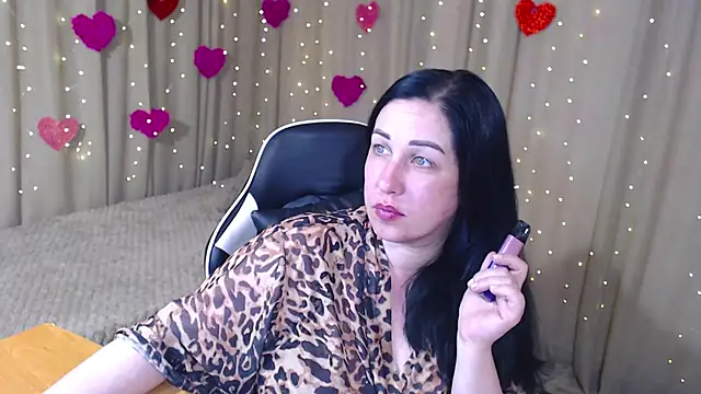 Snapshot of JillStevens chatting on May 13, 2026, 2:09 am JillStevens online show from May 13, 2026, 2:09 am