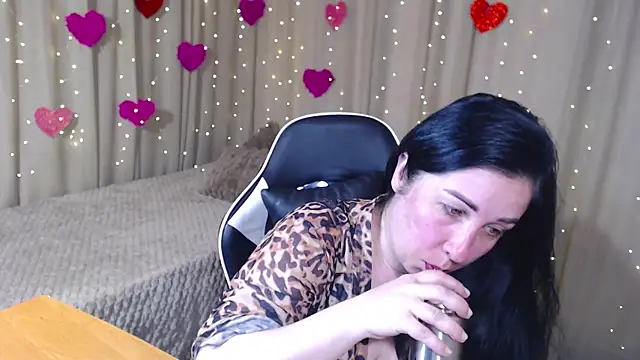 Snapshot of JillStevens chatting on May 14, 2026, 3:13 am JillStevens online show from May 14, 2026, 3:13 am