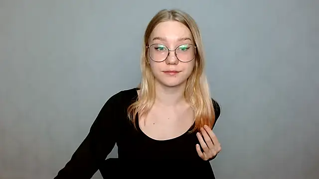 cindi hot online show from February 20, 2025, 11:09 am