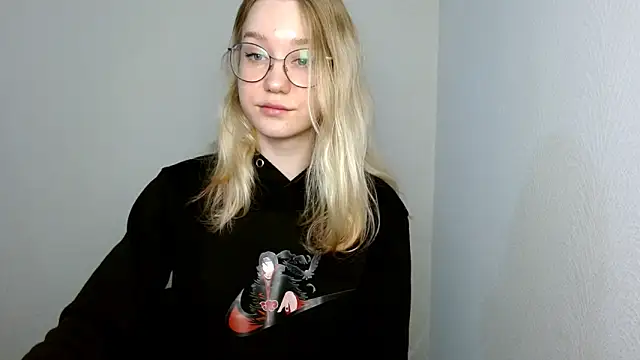 cindi hot online show from March 20, 2025, 11:16 am