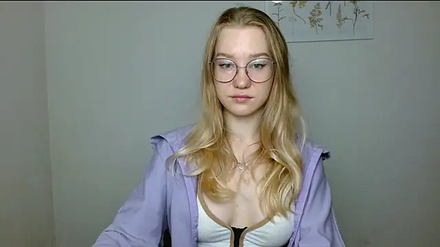 cindi hot online show from October 8, 2025, 9:40 am