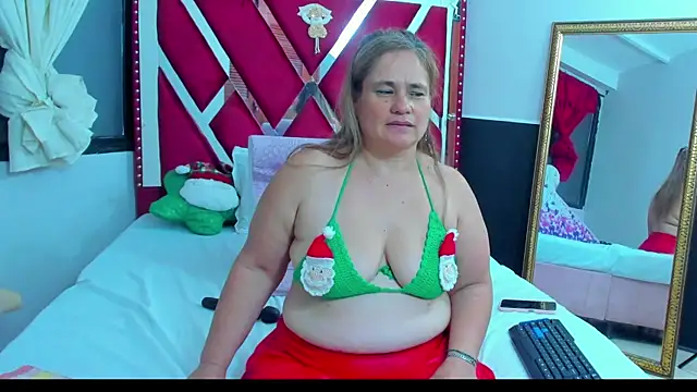 AnyelaGitanaMature online show from December 24, 2024, 4:00 am