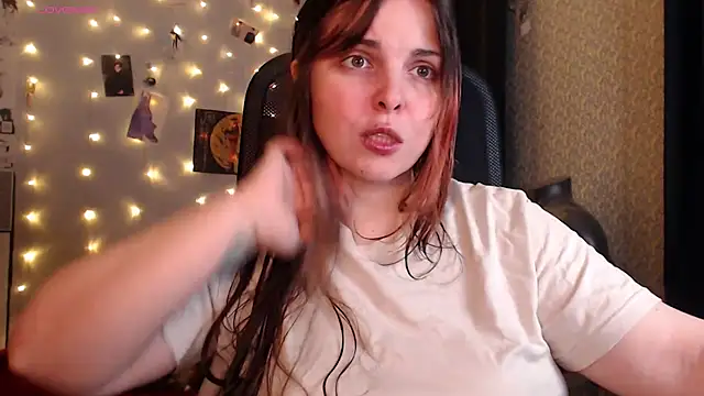 Saya sweet online show from September 10, 2025, 2:55 am