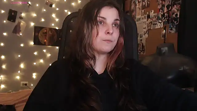 Saya sweet online show from October 23, 2025, 9:57 pm