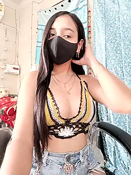 Snapshot of Parinaaz18 chatting on February 1, 2025, 5:39 am Parinaaz18 online show from February 1, 2025, 5:39 am