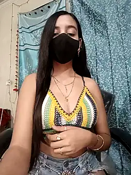 Snapshot of Parinaaz18 chatting on February 4, 2025, 1:56 am Parinaaz18 online show from February 4, 2025, 1:56 am