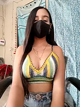 Snapshot of Parinaaz18 chatting on February 4, 2025, 4:59 am Parinaaz18 online show from February 4, 2025, 4:59 am