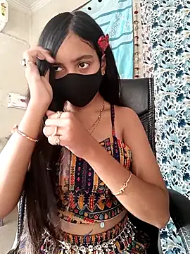 Snapshot of Parinaaz18 chatting on September 11, 2025, 2:11 am Parinaaz18 online show from September 11, 2025, 2:11 am