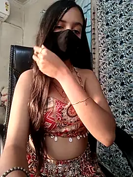 Snapshot of Parinaaz18 chatting on October 11, 2025, 1:38 am Parinaaz18 online show from October 11, 2025, 1:38 am