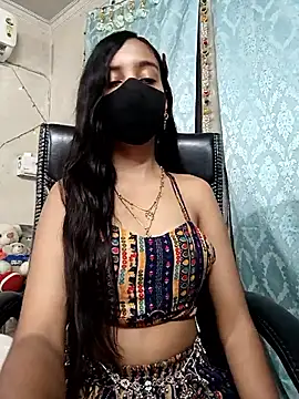 Snapshot of Parinaaz18 chatting on October 23, 2025, 12:54 am Parinaaz18 online show from October 23, 2025, 12:54 am