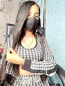 Snapshot of Parinaaz18 chatting on November 19, 2025, 1:55 pm Parinaaz18 online show from November 19, 2025, 1:55 pm