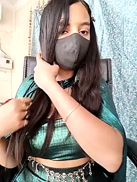 Parinaaz18 online show from April 22, 2026, 1:52 am