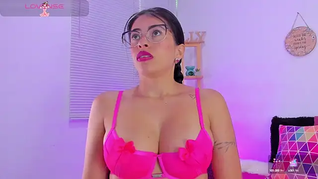 EmillySanders online show from February 10, 2025, 3:42 pm